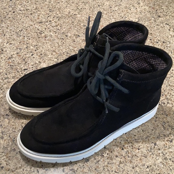 Size 8 Women’s Aquatalia Kayden Boot - Picture 2 of 15